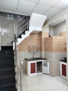 BÁN NHÀ Nguyễn Thị Minh Khai - Quận 3 - Hẻm Thông Thoáng - 3 Tầng BTCT - Dưới 5 tỷ